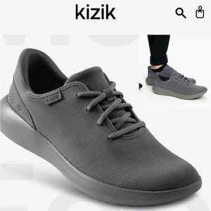 KIZIKS!!  NEW Never Worn - Men’s Kiziks